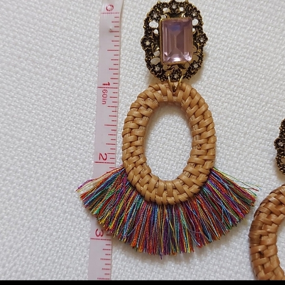 Thread earrings - Picture 7 of 7